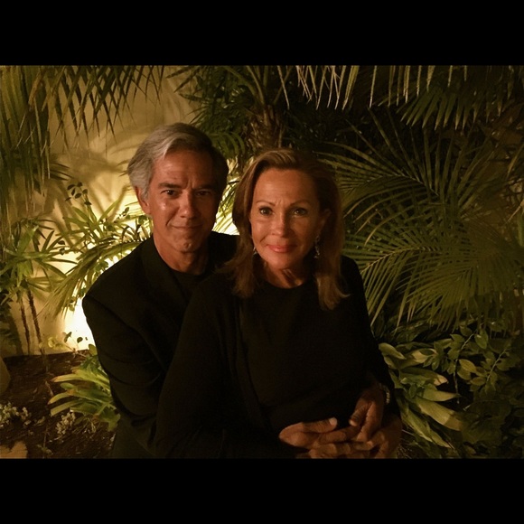 Meet your Posher- ELAINE POSHMARK AMBASSADOR - Picture 6 of 7